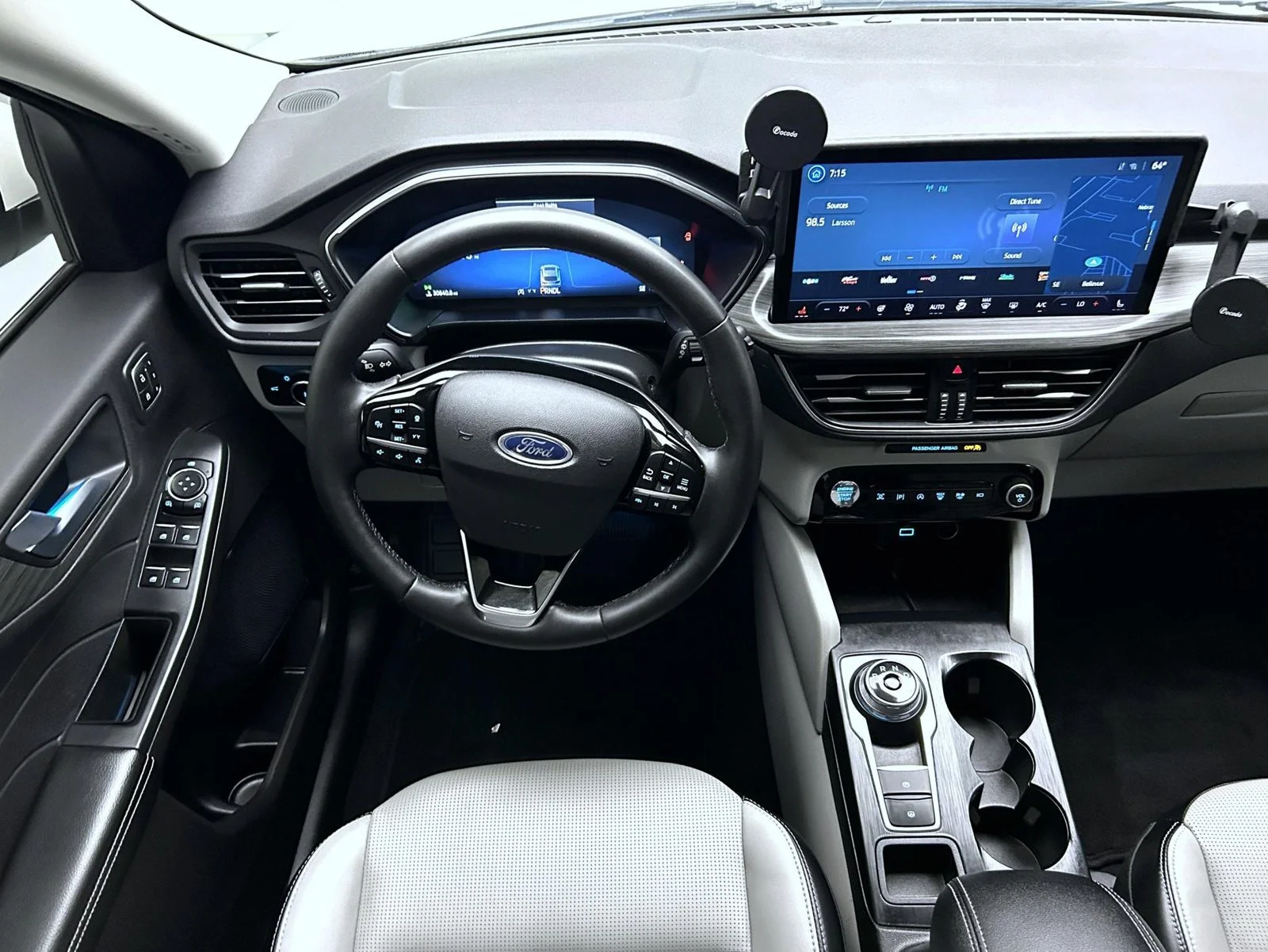 Used 2023 White Ford Platinum image 14