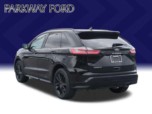 Used 2024 Black Ford ST Line image 3