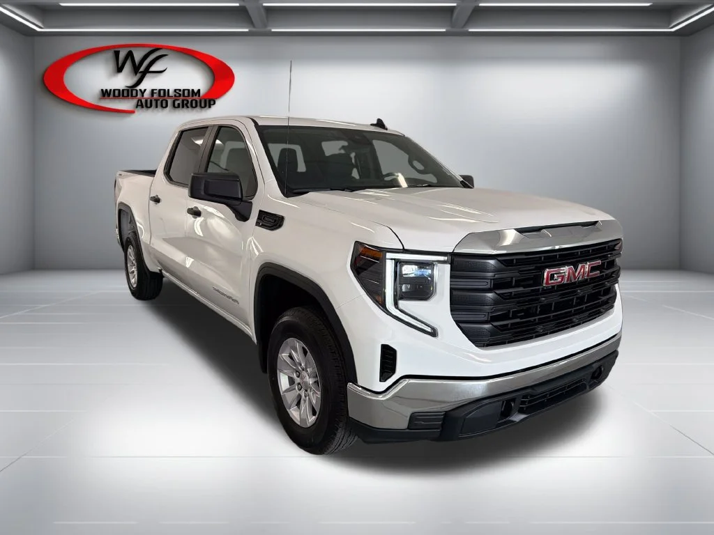 New 2026 Summit White GMC Pro image 3