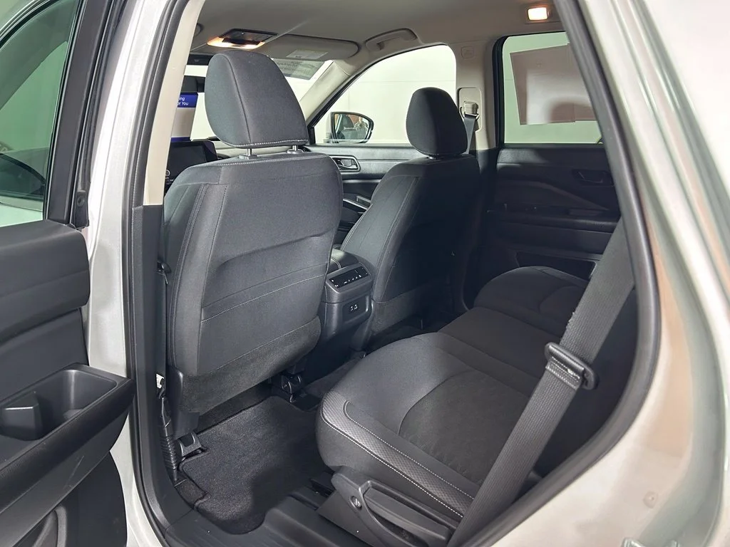 Used 2024 Silver Nissan SV image 12
