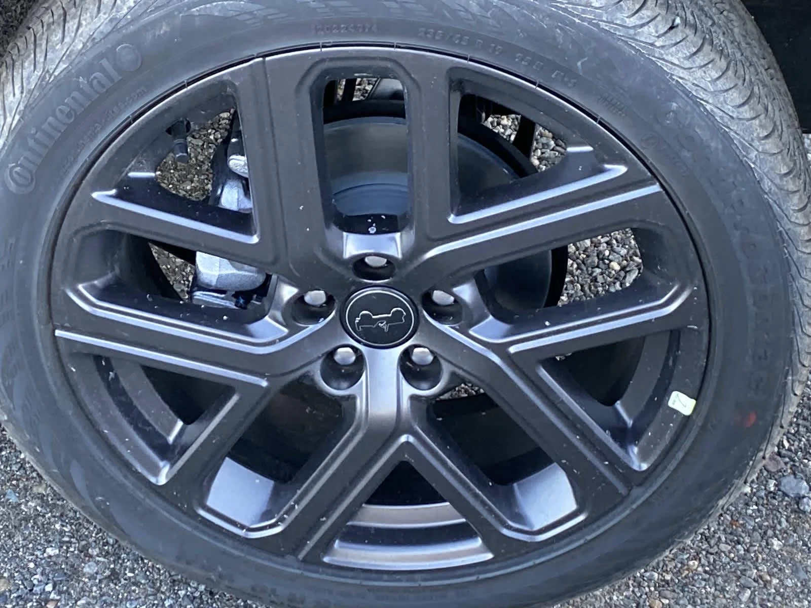 New 2026 Diamond Black Crystal Pearlcoat Jeep Limited Altitude image 6