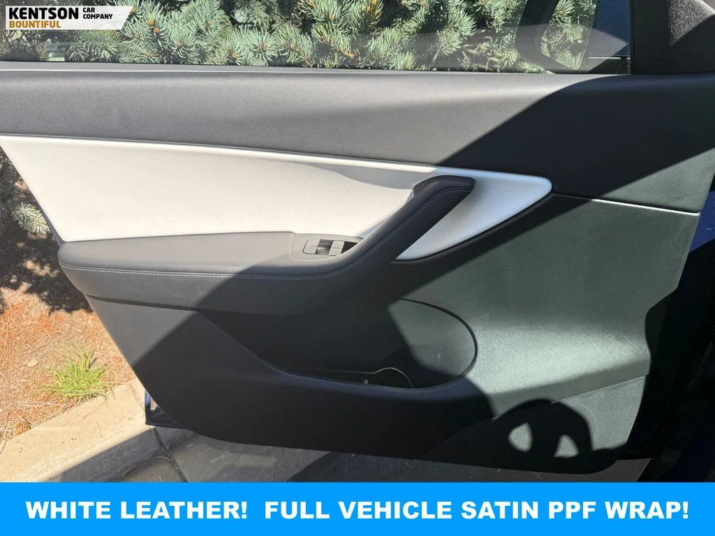 Used 2022 Blue Tesla Performance image 16