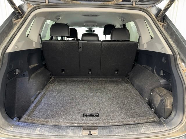 Used 2022 Silver Volkswagen SE image 18