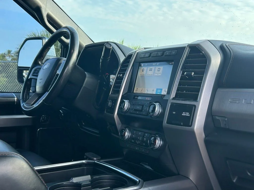 Used 2019 White Platinum Clearcoat Metallic Ford Platinum image 29