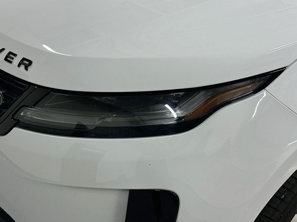 Certified Used 2025 White Land Rover S image 32