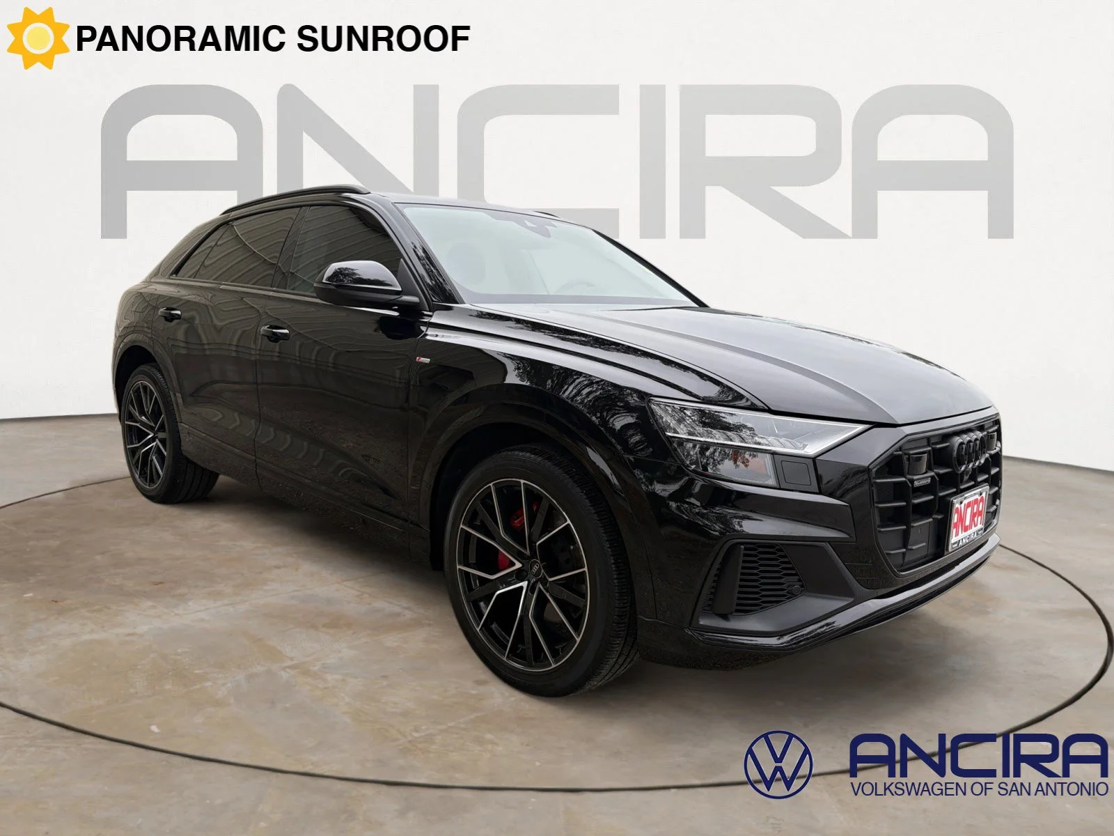 2023 Audi Q8 55 Premium Plus Tiptonic quattro's photo