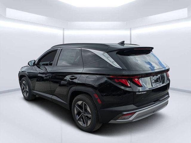 New 2026 Black Hyundai SEL FWD image 5
