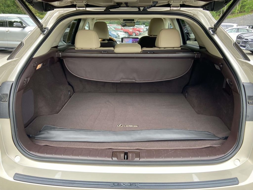 Used 2019 Beige Lexus 350 image 10