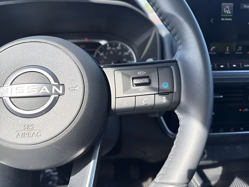 Used 2023 Gray Nissan SL image 16