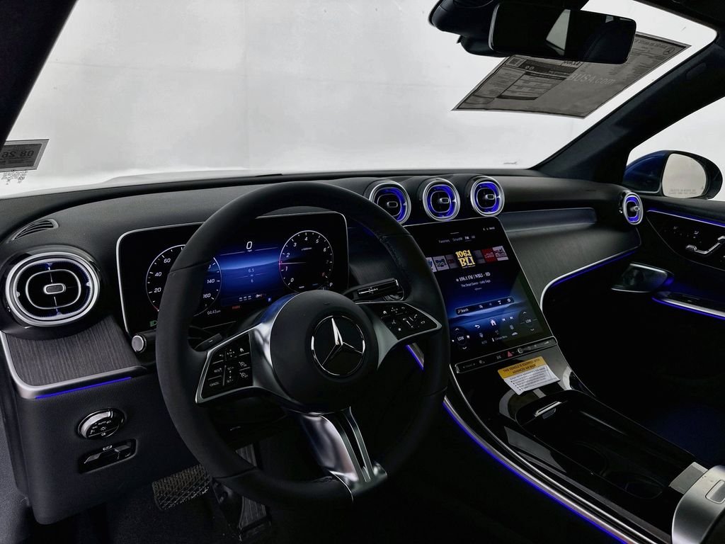 Used 2026 Blue Mercedes-Benz GLC 300 image 8