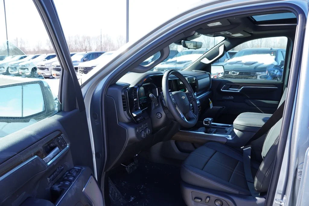 New 2026 Sterling Gray Metallic Chevrolet High Country image 11