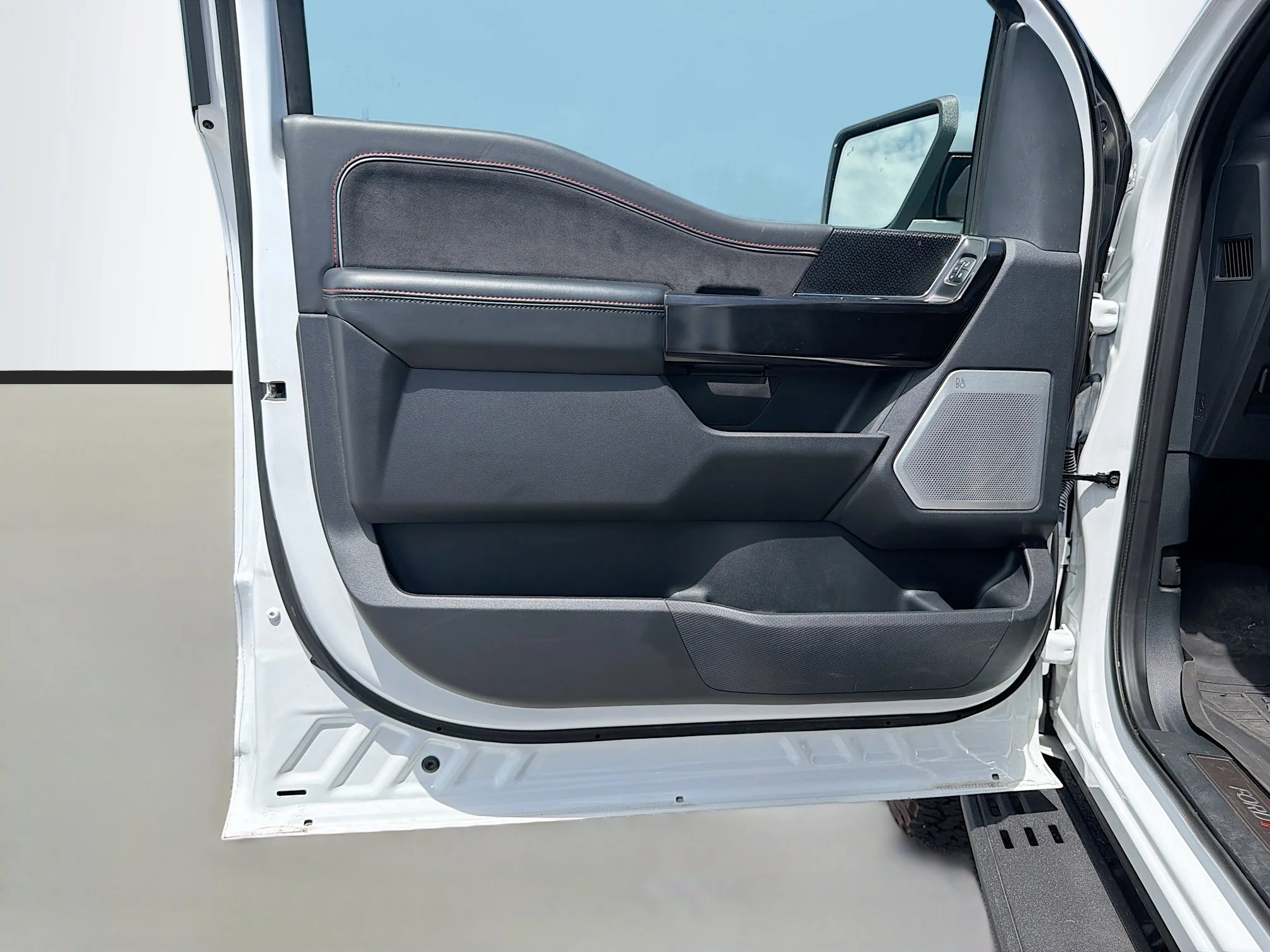 Used 2024 Oxford White Ford Raptor image 21
