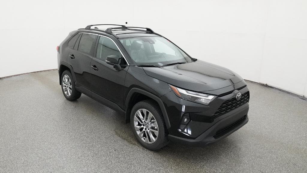 2025 Toyota RAV4 XLE Premium - Photo 14