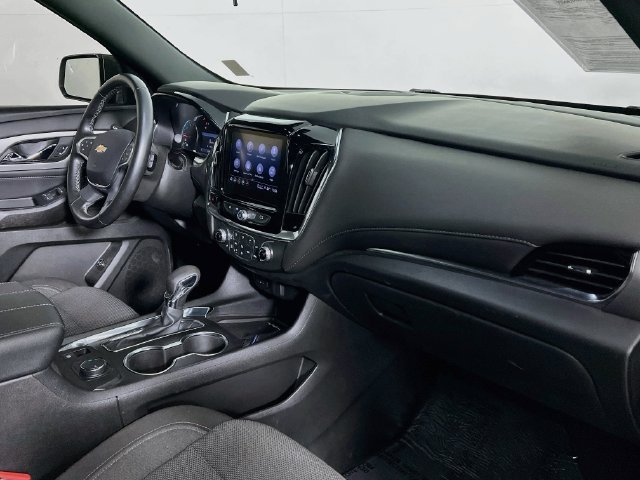 2023 Chevrolet Traverse 1LT - Photo 38