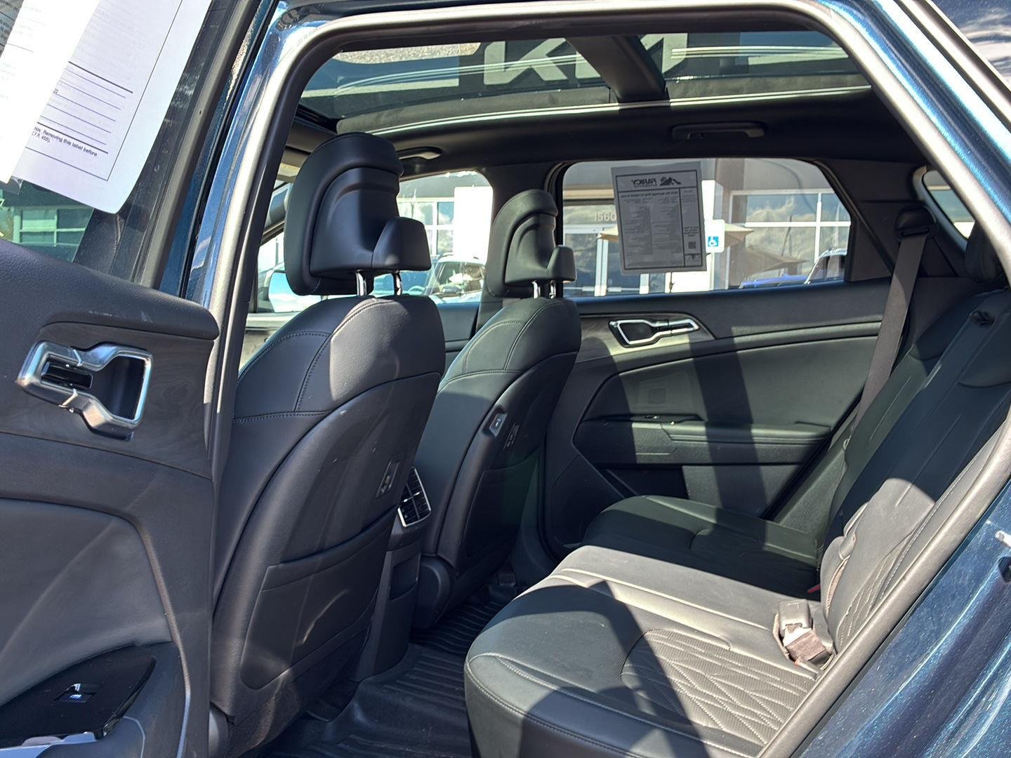 Used 2025 Vesta Blue Kia X-Line Prestige image 24