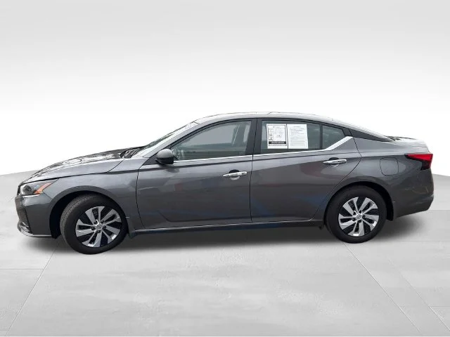 Used 2025 Gray Nissan 2.5 S image 5