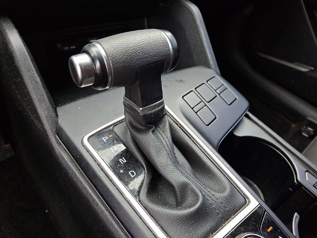 Used 2024 Black Kia LX image 15