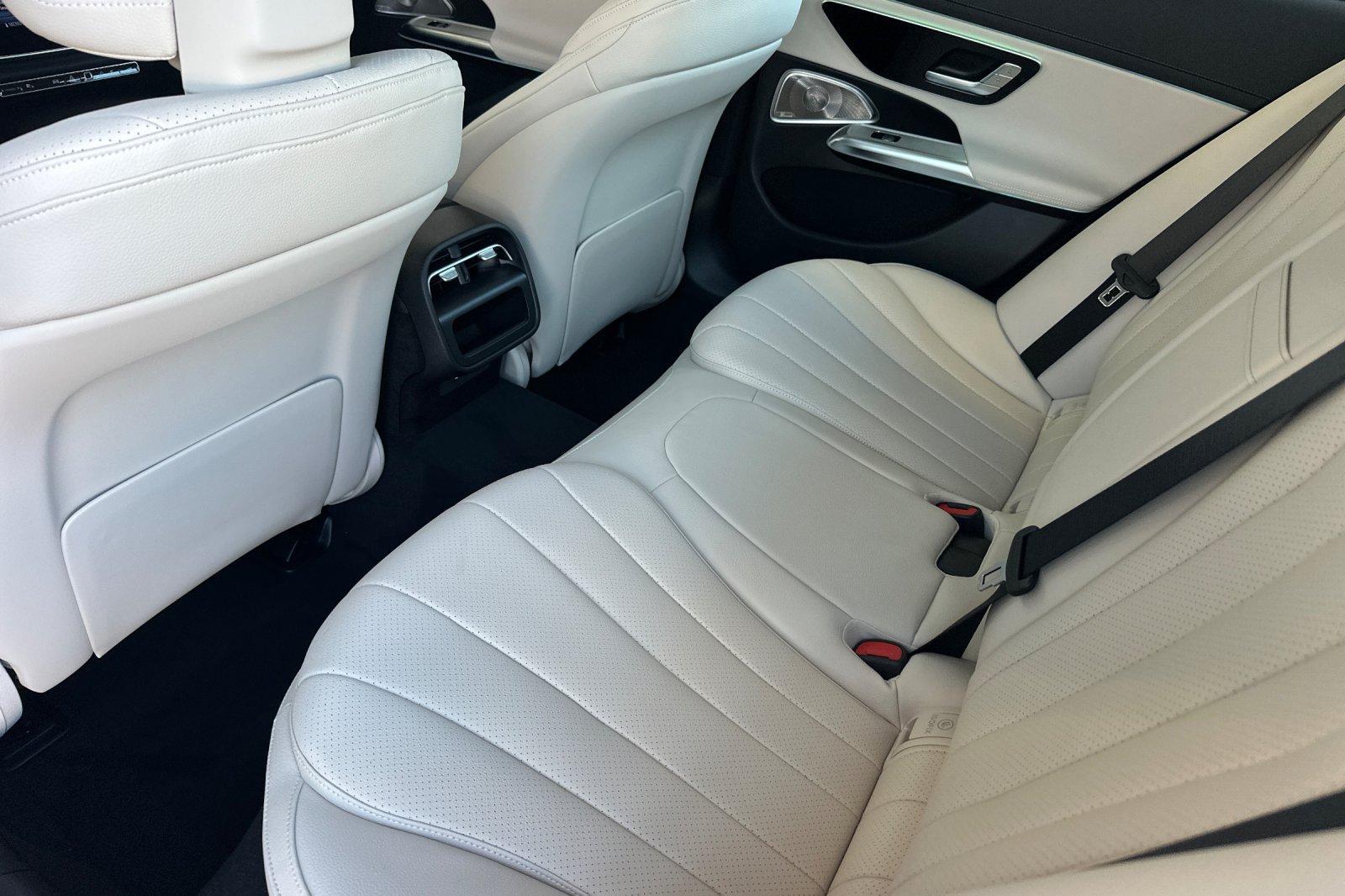 2026 Mercedes-Benz E-Class E350 - Photo 10
