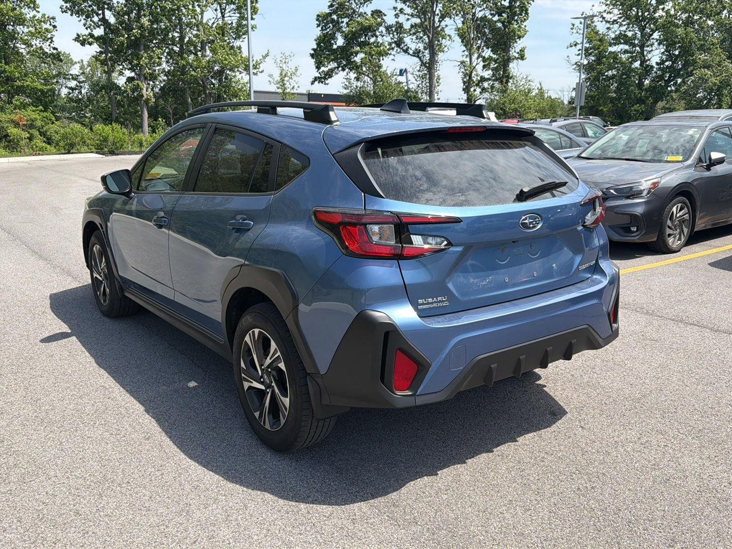 Used 2024 Horizon Blue Pearl Subaru Premium image 6