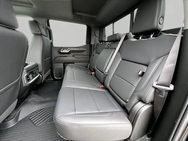 2026 Chevrolet Silverado 1500 LTZ - Photo 14