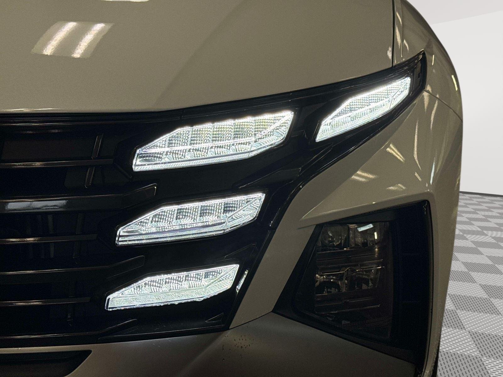 New 2025 Creamy White Pearl Hyundai SEL image 11