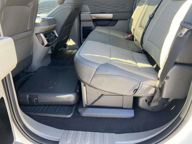 New 2026 Star White Metallic Tri-Coat Ford F-450® Platinum® image 9