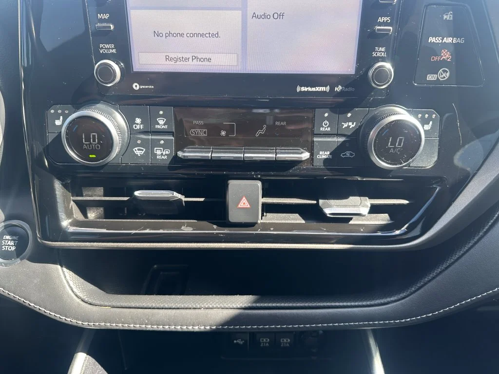 Used 2021 Black Toyota XLE image 18
