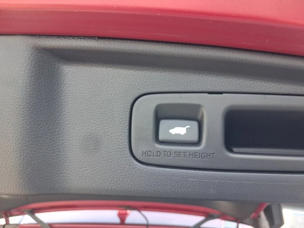 Used 2025 Red Honda EX-L image 12