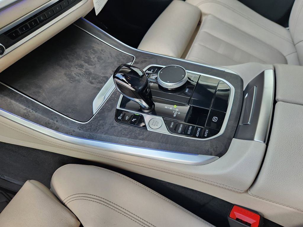 Used 2021 Blue Metallic BMW sDrive40i image 19