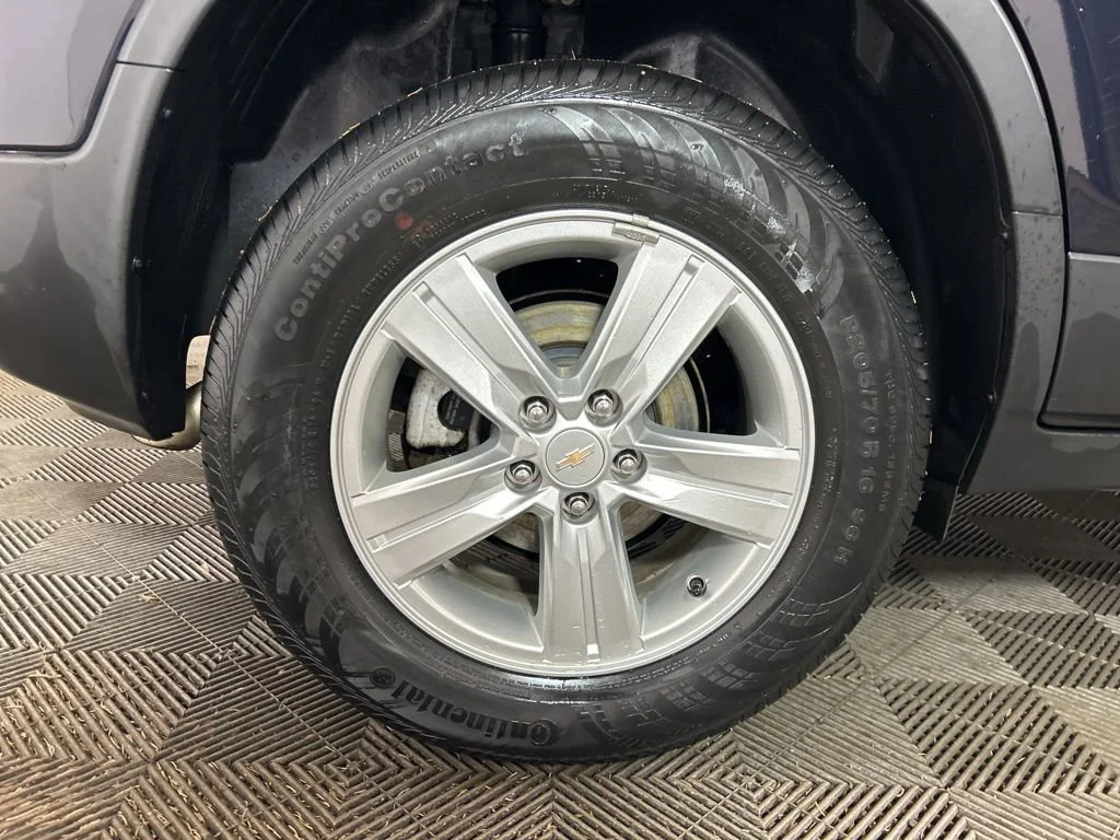 Used 2022 Chevrolet Trax LS with VIN KL7CJNSM5NB508190 for sale in East Aurora, NY