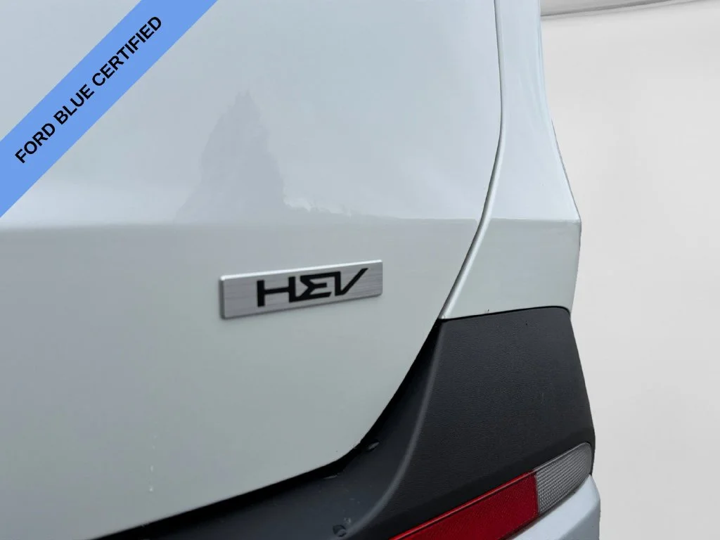 Certified Used 2026 White Kia EX image 19