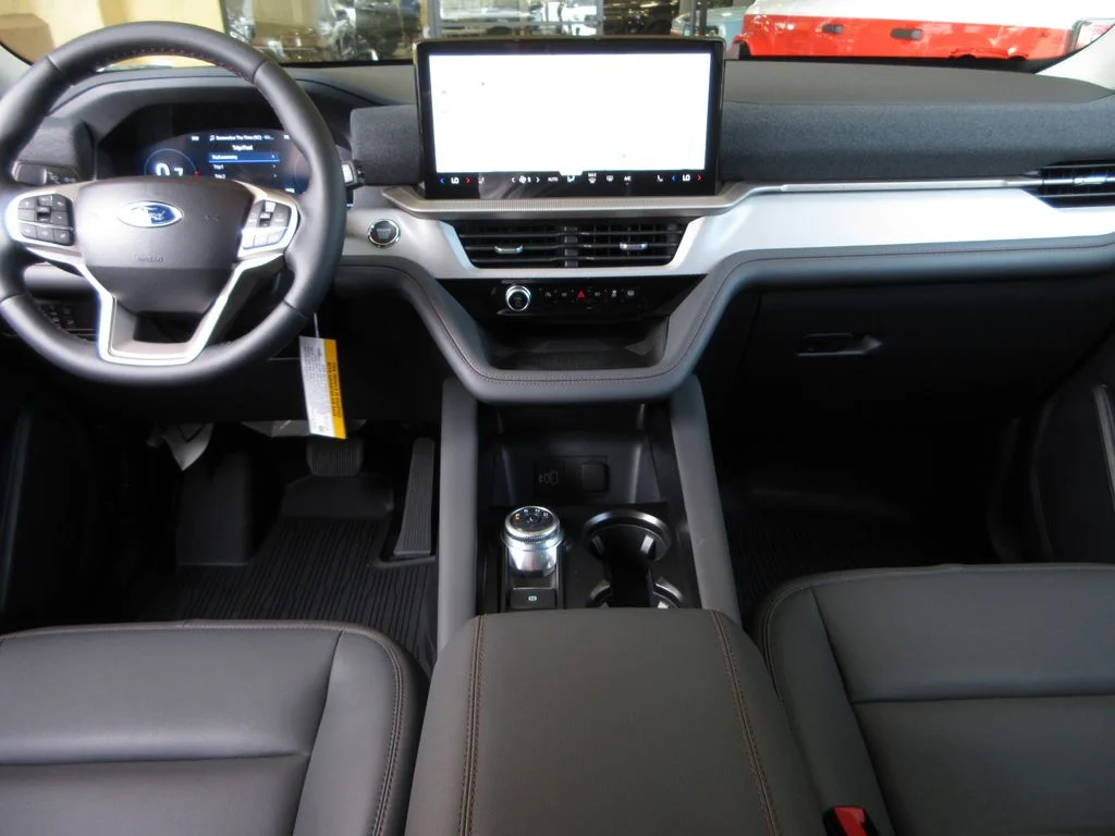 New 2026 Carbonized Gray Metallic Ford Active image 21