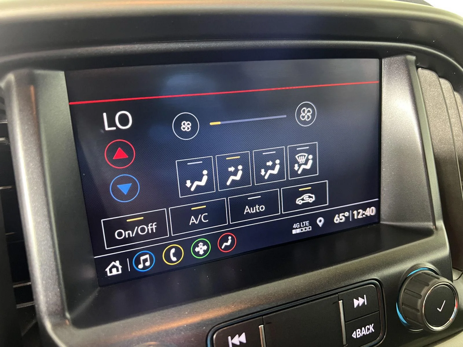 Used 2022 Black Chevrolet 4WD Z71 image 15