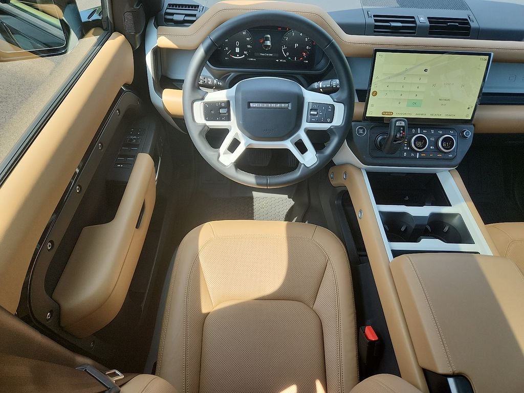 Used 2026 Santorini Black Metallic Land Rover S image 11