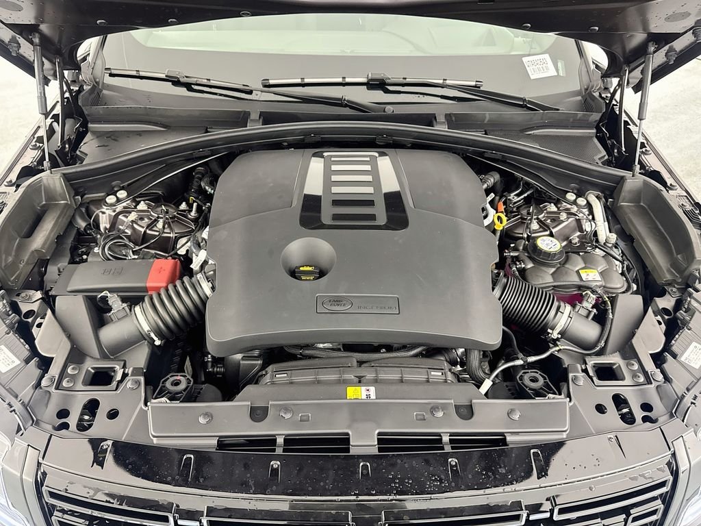 New 2026 Charente Grey Land Rover Belgravia Edition image 31