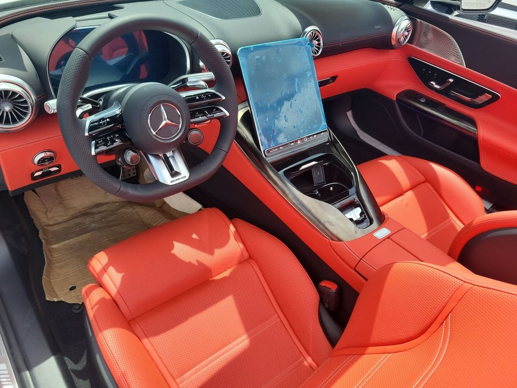 New 2027 MANUFAKTUR Moonlight White Metallic Mercedes-Benz AMG® SL 43 Roadster image 46