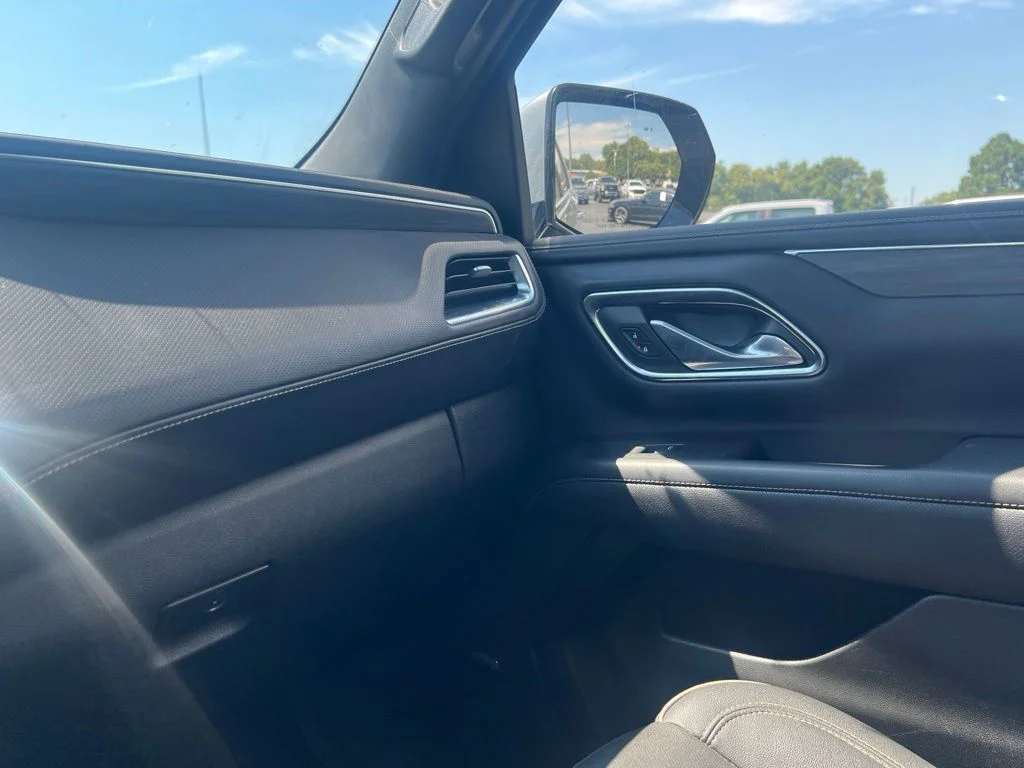 Used 2023 Silver GMC SLT image 20