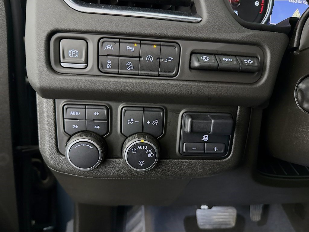 Used 2021 Shadow Gray Metallic Chevrolet Premier image 41