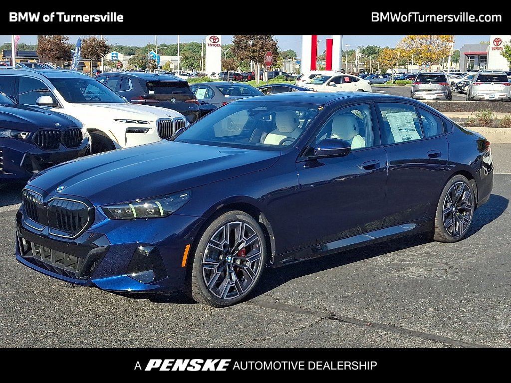 New 2027 Tanzanite Blue II Metallic BMW 530i xDrive image 1