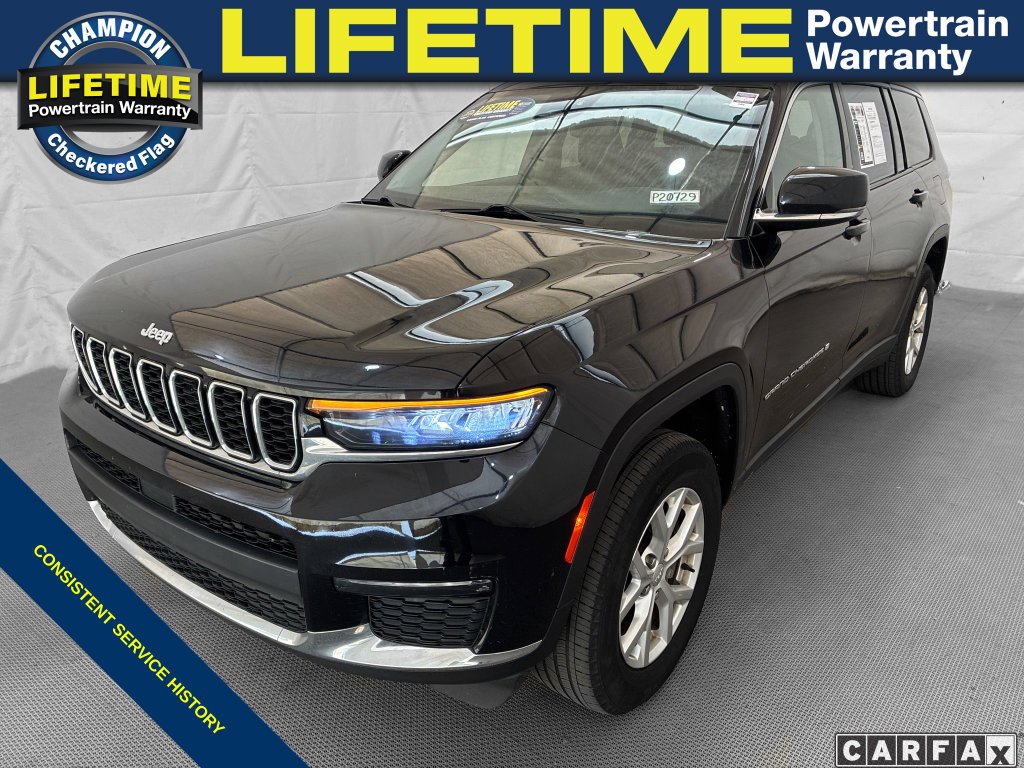 Used 2023 Black Jeep Laredo image 1