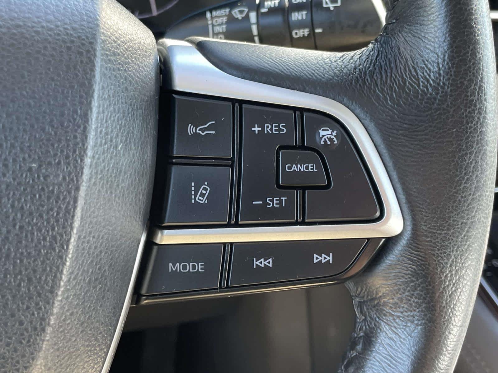 Used 2023 Wind Chill Pearl Toyota XLE image 49