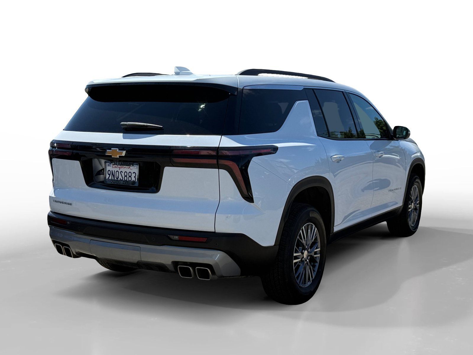 Used 2025 Summit White Chevrolet LT image 5