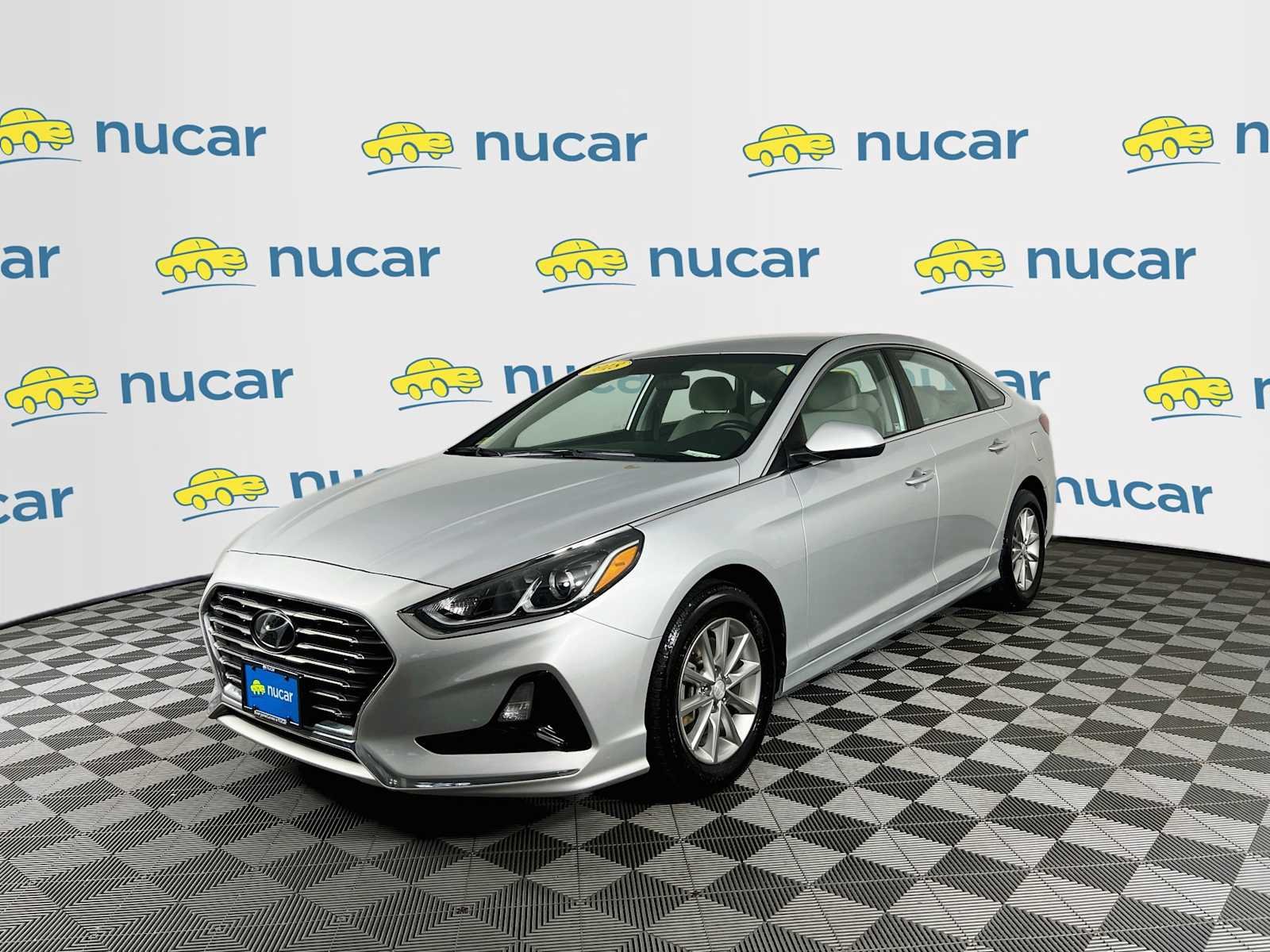 Used 2018 Symphony Silver Hyundai SE image 3
