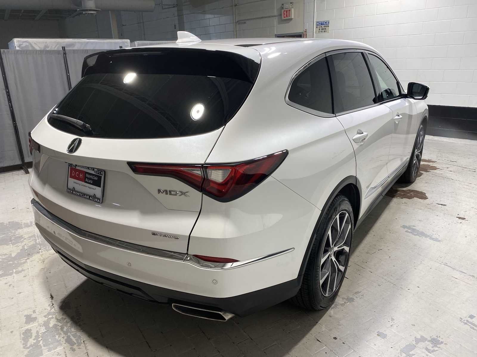 Certified Used 2024 Platinum White Pearl Acura w/Technology Package image 26
