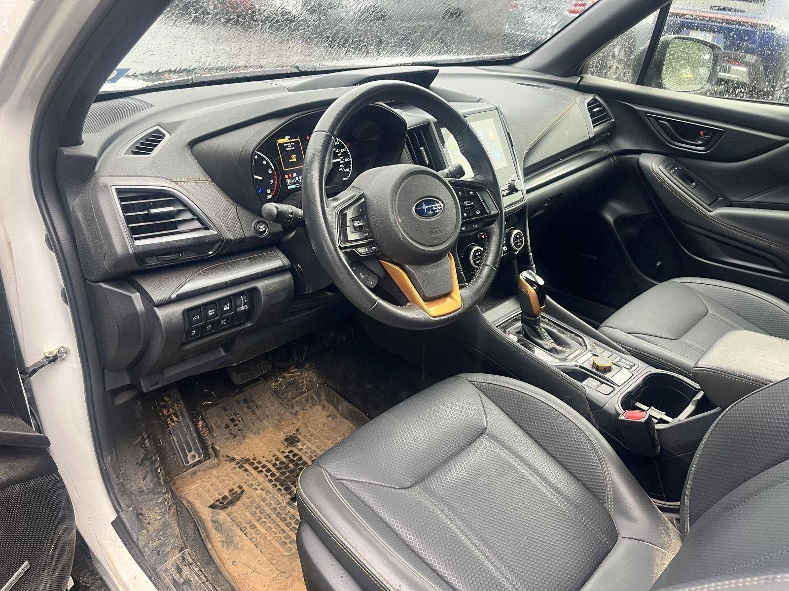 Used 2024 Crystal White Pearl Subaru Wilderness image 11