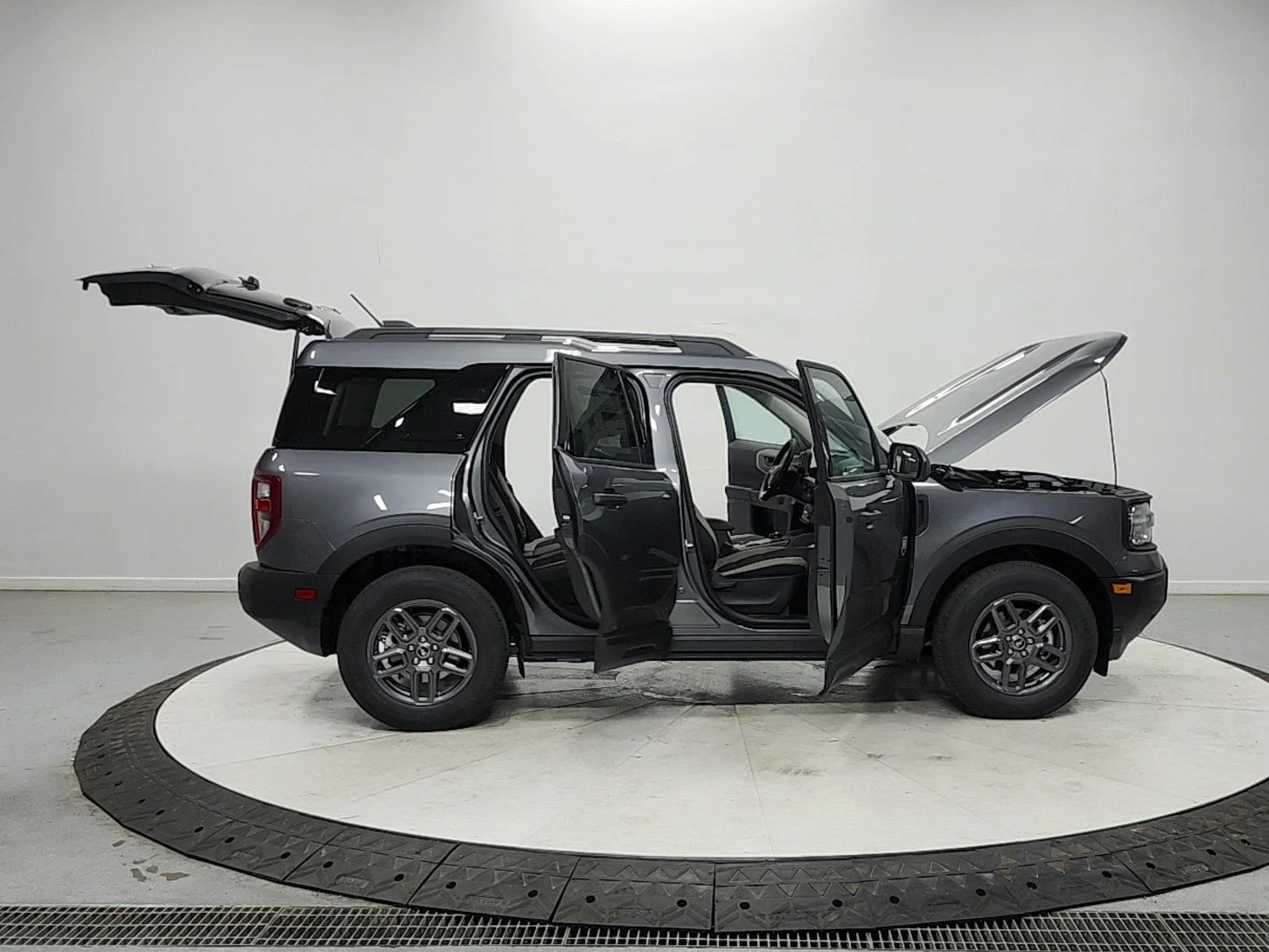 New 2026 Carbonized Gray Metallic Ford Big Bend® image 16