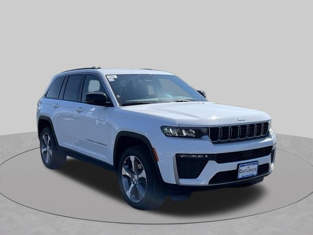 New 2026 Bright White Clear-Coat Exterior Paint Jeep Limited image 7