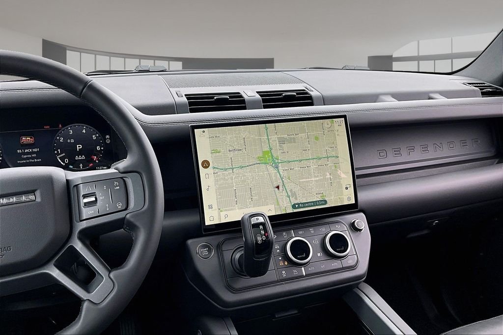 New 2026 Black Land Rover X-Dynamic SE image 6