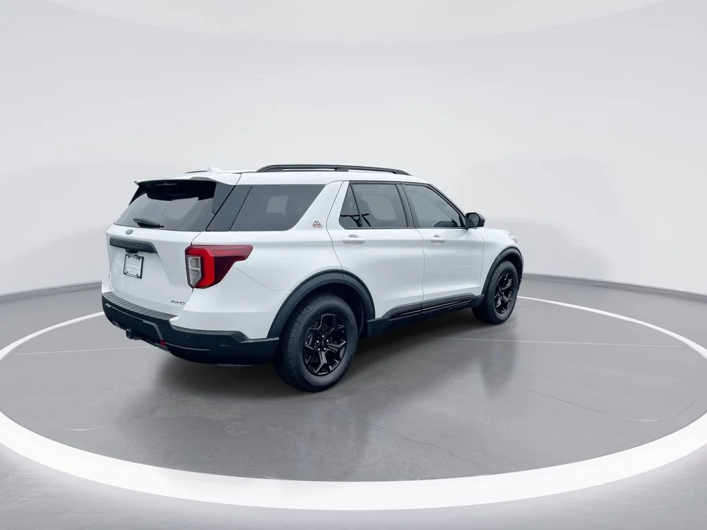 Used 2023 White Ford Timberline image 8