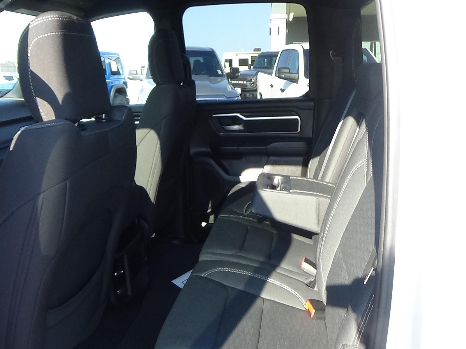 Used 2025 Bright White Clear Coat (pw7) RAM Big Horn image 12